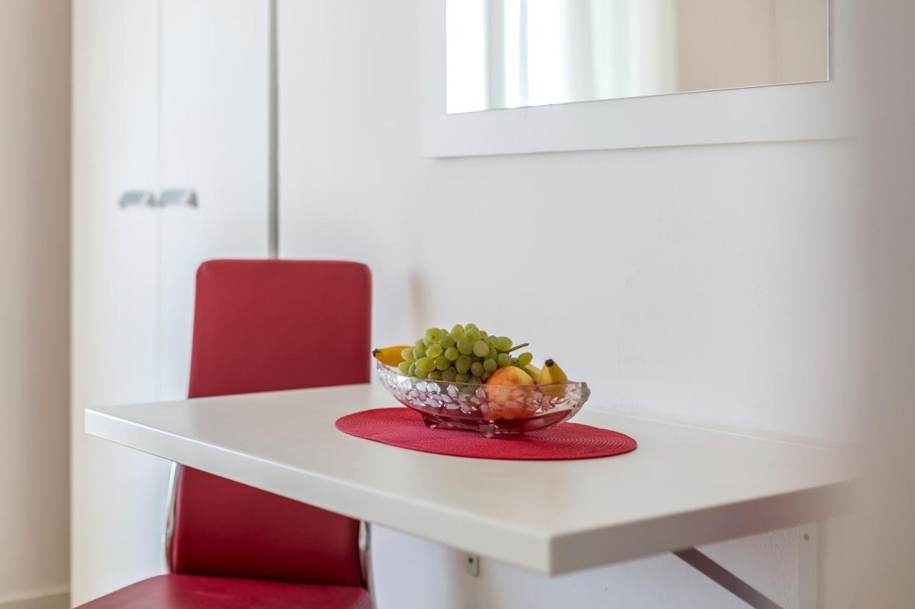 חוואר Hvar De Luxe Apartments מראה חיצוני תמונה