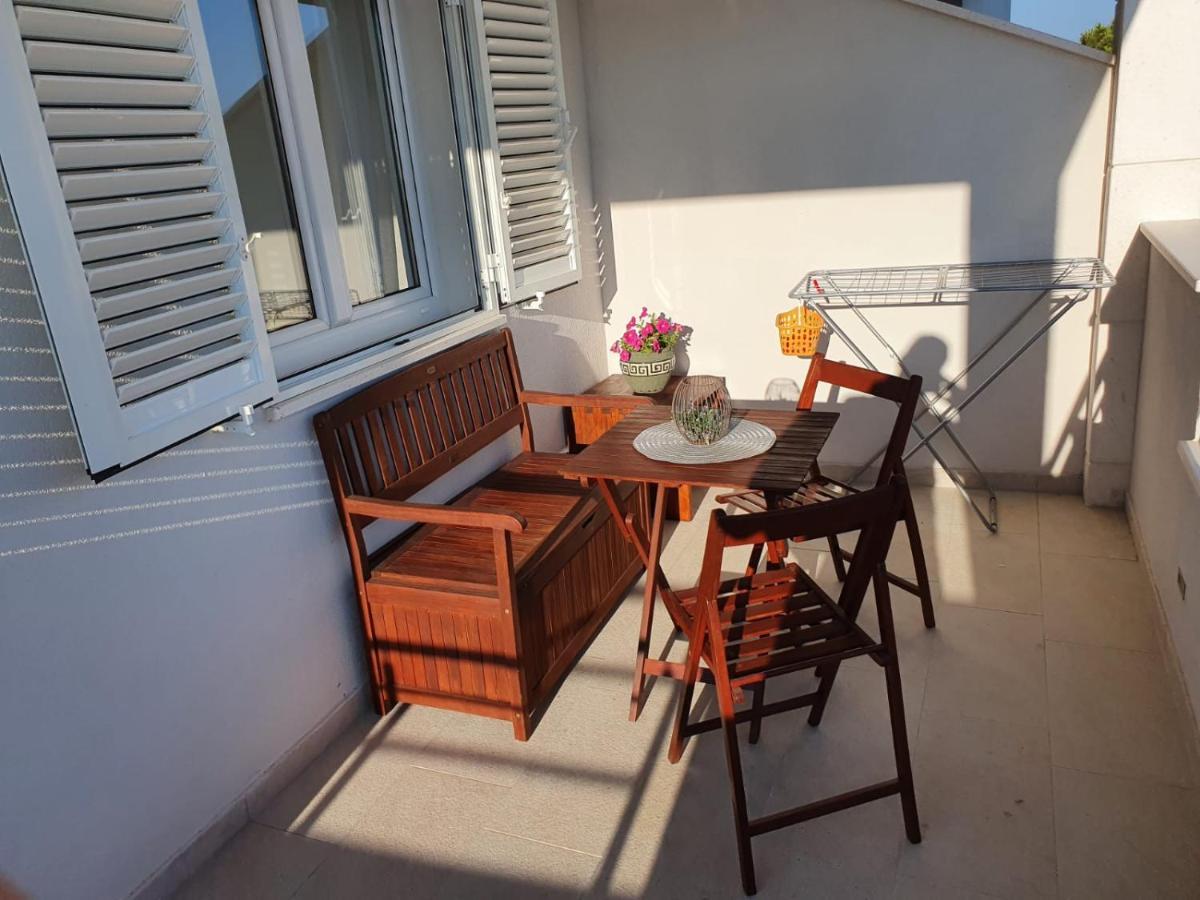 חוואר Hvar De Luxe Apartments מראה חיצוני תמונה